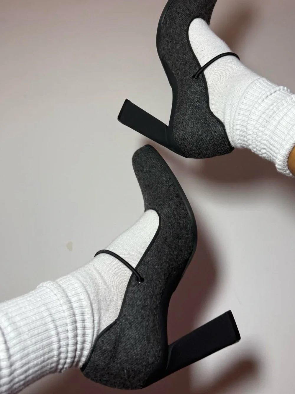 Prada chic mary